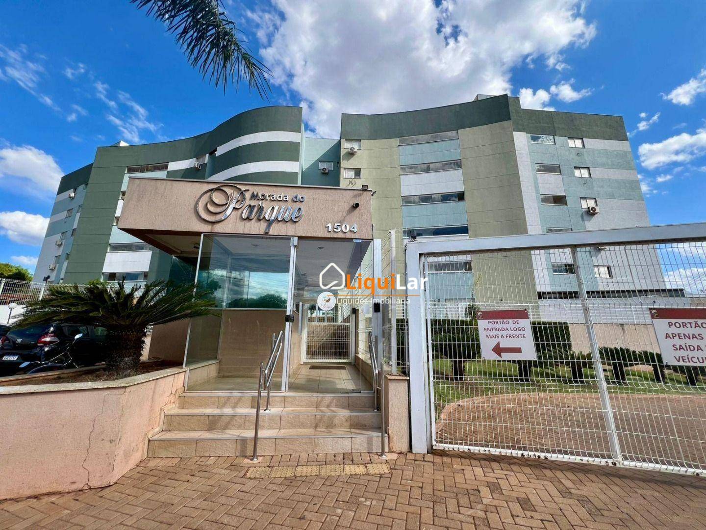 Apartamento, 3 quartos, 237 m² - Foto 1