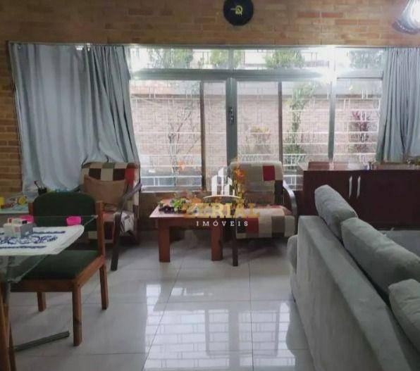 Casa à venda com 5 quartos, 206m² - Foto 5