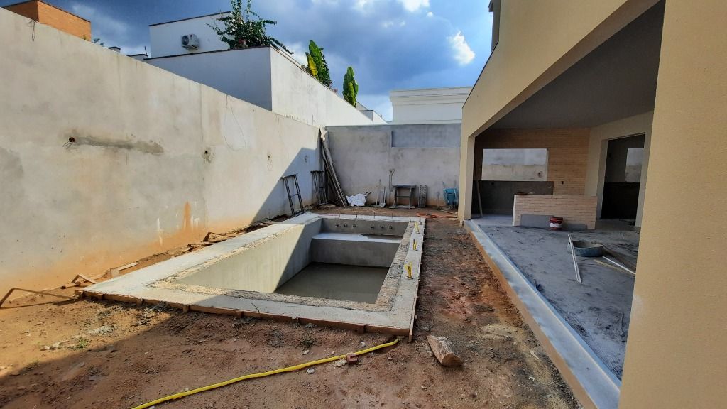 Casa de Condomínio à venda com 4 quartos, 365m² - Foto 15