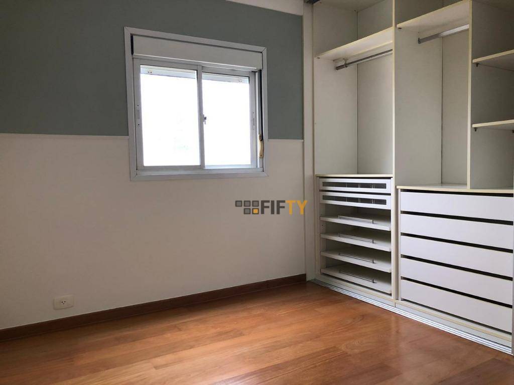 Apartamento para alugar com 3 quartos, 112m² - Foto 26