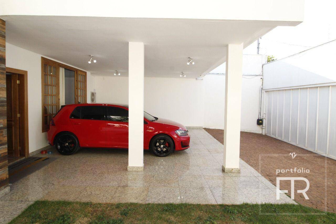 Casa à venda com 3 quartos, 210m² - Foto 21