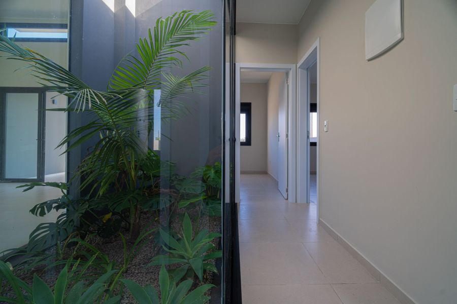 Casa à venda com 3 quartos, 107m² - Foto 11