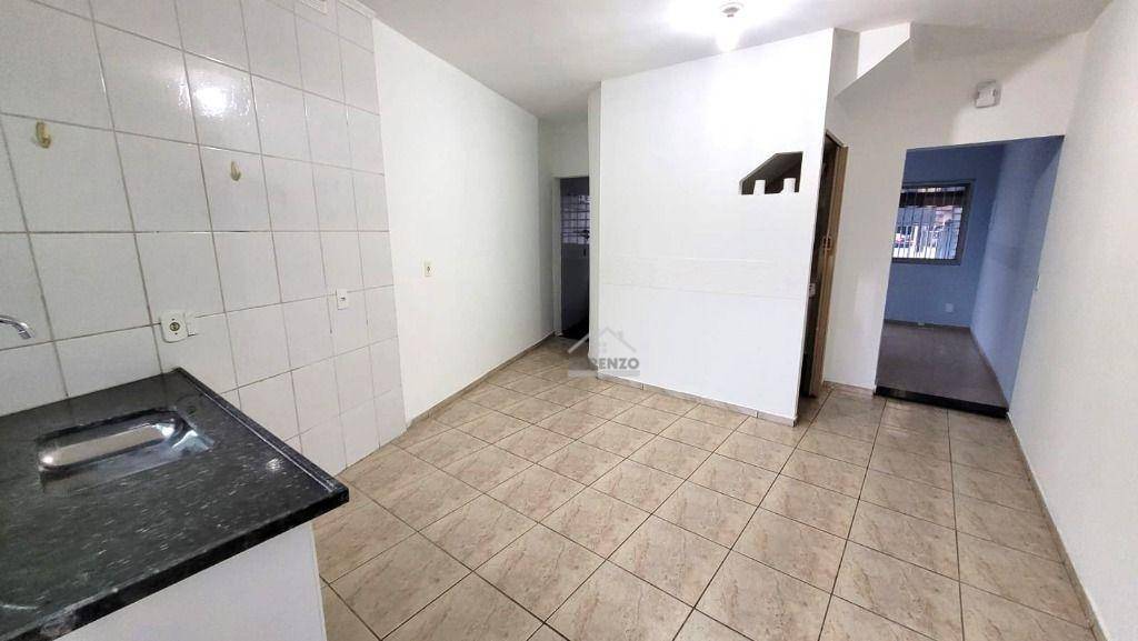 Sobrado à venda com 2 quartos, 106m² - Foto 11