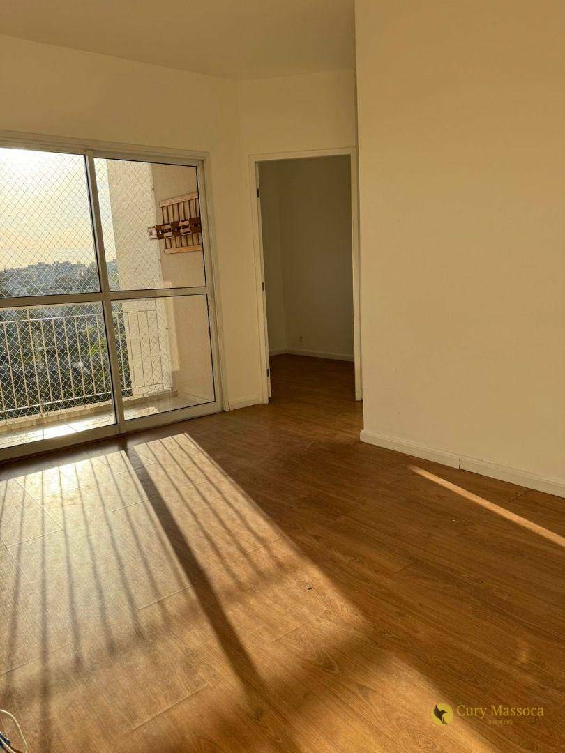 Apartamento para alugar com 2 quartos, 63m² - Foto 4