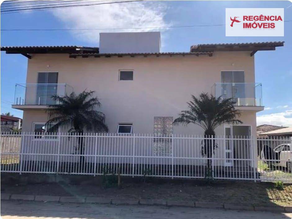 Casa à venda com 4 quartos, 160m² - Foto 1