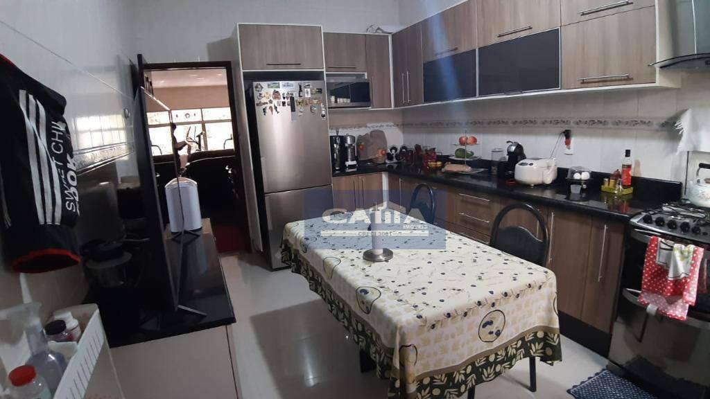 Casa à venda com 3 quartos, 116m² - Foto 14