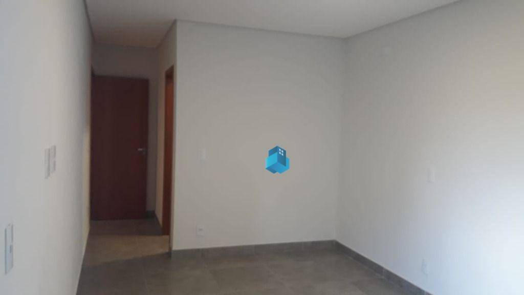 Casa à venda com 3 quartos, 105m² - Foto 18