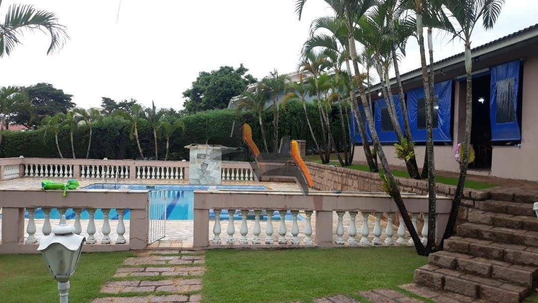 Casa de Condomínio à venda com 4 quartos, 550m² - Foto 1