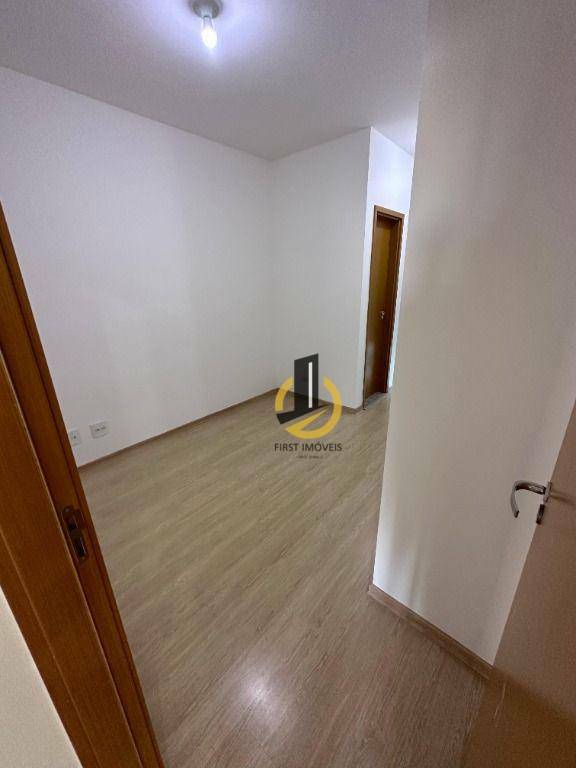 Apartamento à venda com 2 quartos, 75m² - Foto 14