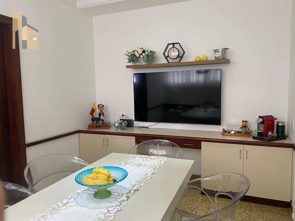 Apartamento à venda com 4 quartos, 262m² - Foto 14