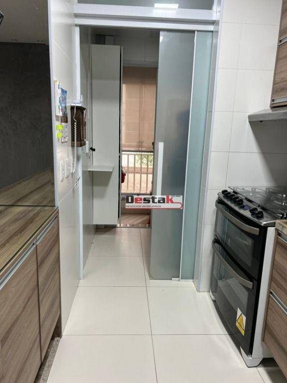 Apartamento à venda com 3 quartos, 94m² - Foto 12