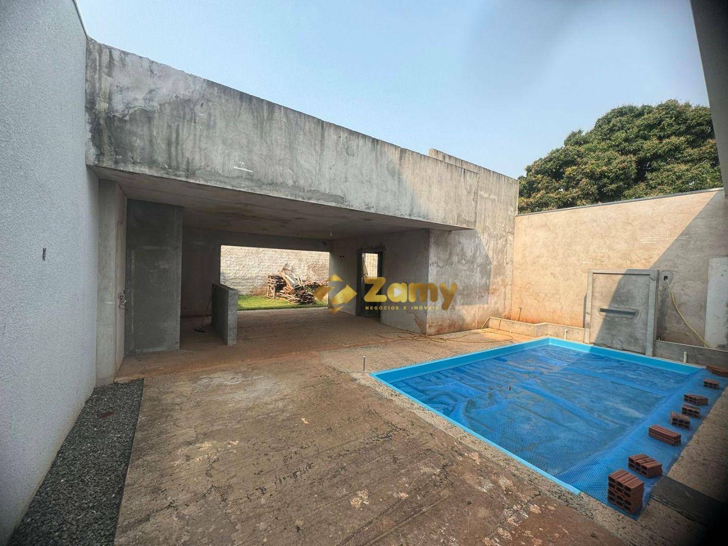 Casa à venda com 3 quartos, 200m² - Foto 3