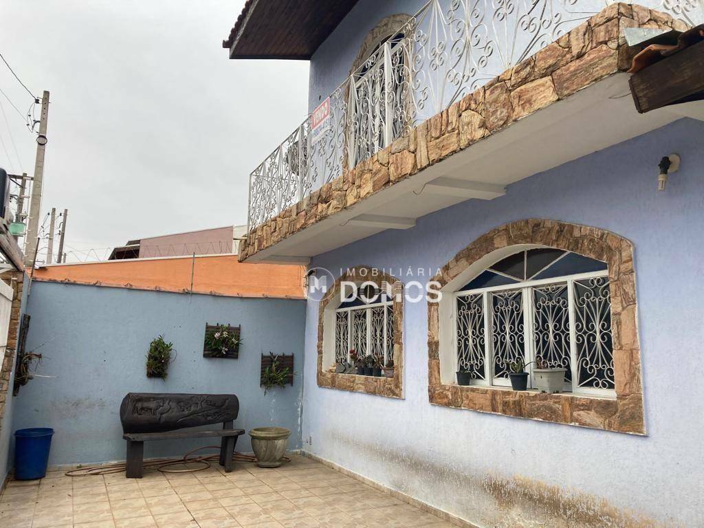 Casa à venda com 3 quartos, 250M2 - Foto 2