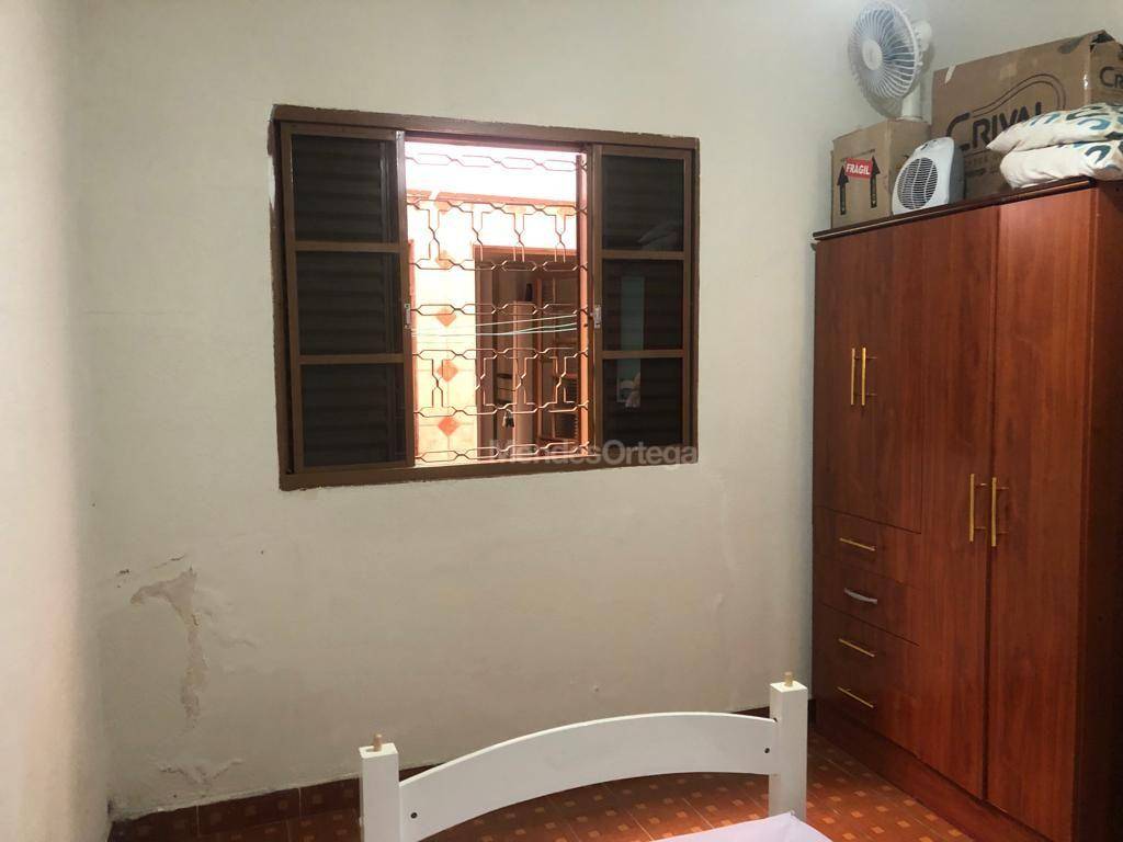 Casa à venda com 2 quartos, 75m² - Foto 10