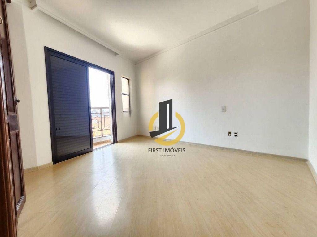 Sobrado à venda com 3 quartos, 354m² - Foto 23