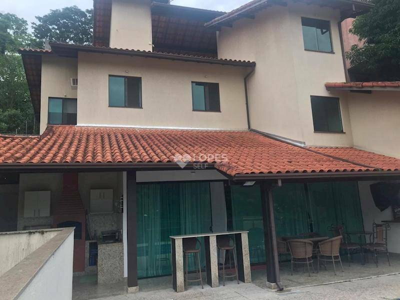 Casa de Condomínio à venda com 4 quartos, 234m² - Foto 9