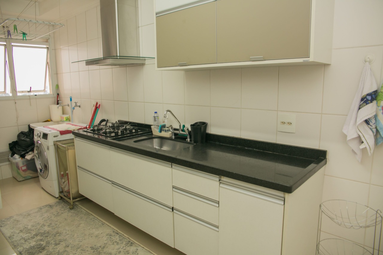 Apartamento à venda com 3 quartos, 106m² - Foto 18