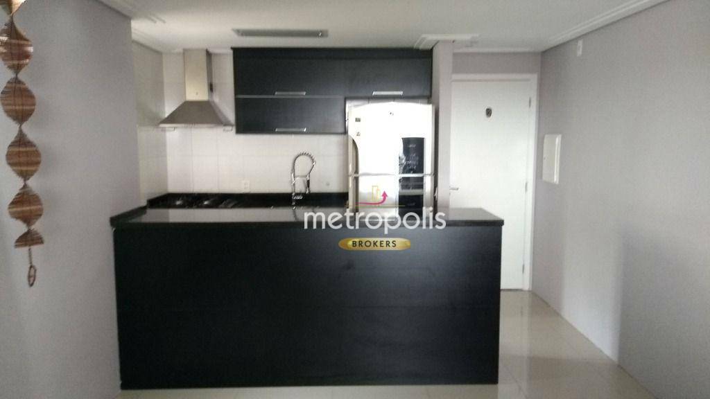 Apartamento à venda com 3 quartos, 70m² - Foto 2