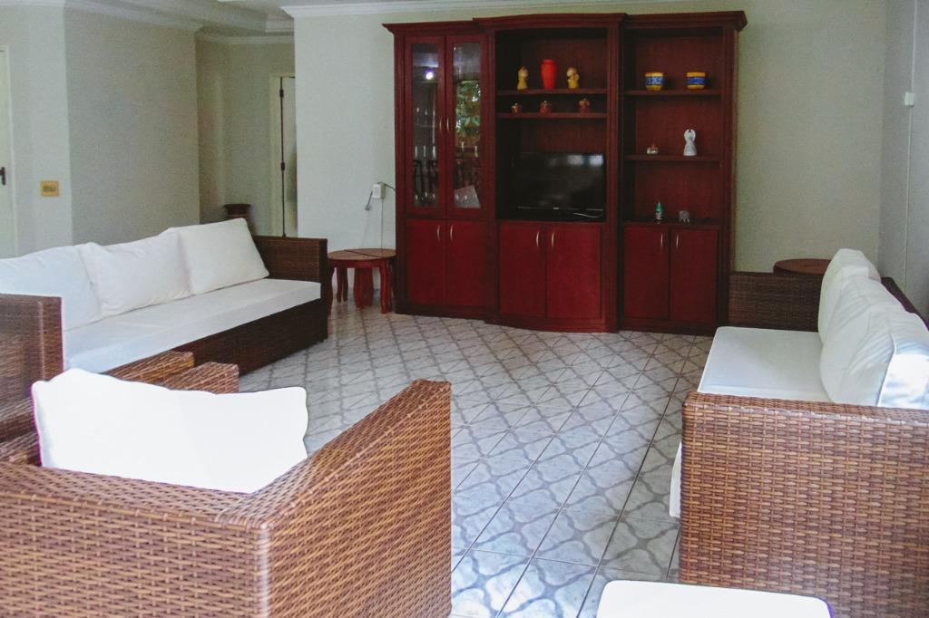 Apartamento à venda com 3 quartos, 170m² - Foto 3