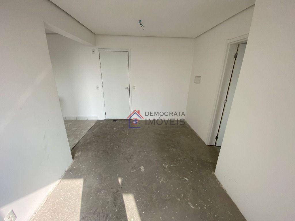 Apartamento à venda com 1 quarto, 42m² - Foto 2