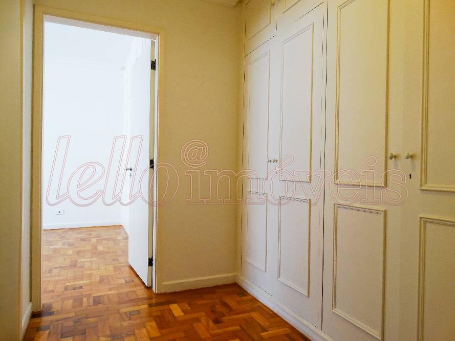 Apartamento para alugar com 3 quartos, 273m² - Foto 8