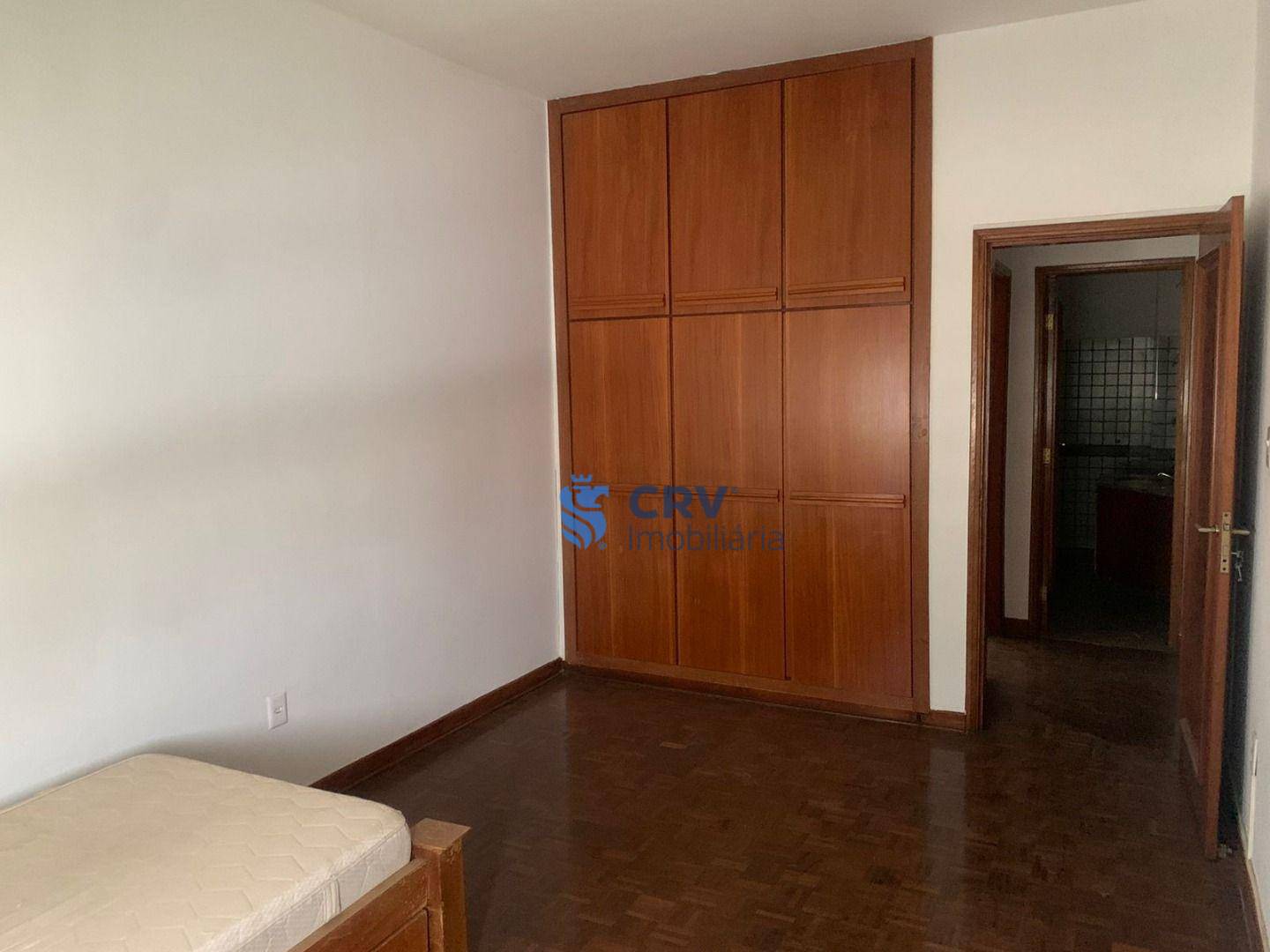 Apartamento para alugar com 3 quartos, 199m² - Foto 10