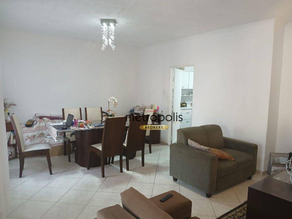 Sobrado à venda com 2 quartos, 180m² - Foto 1