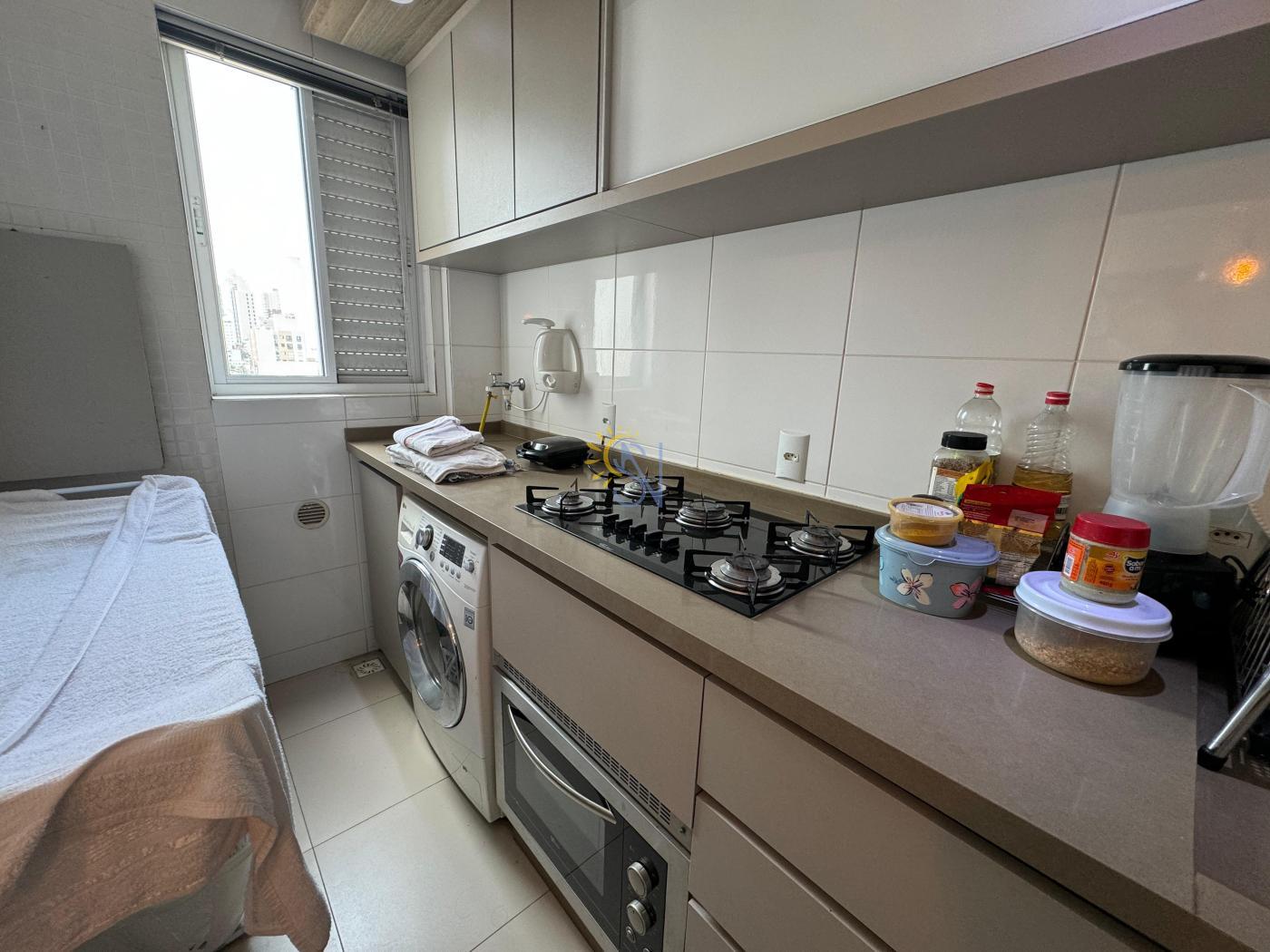 Apartamento à venda com 1 quarto, 50m² - Foto 6