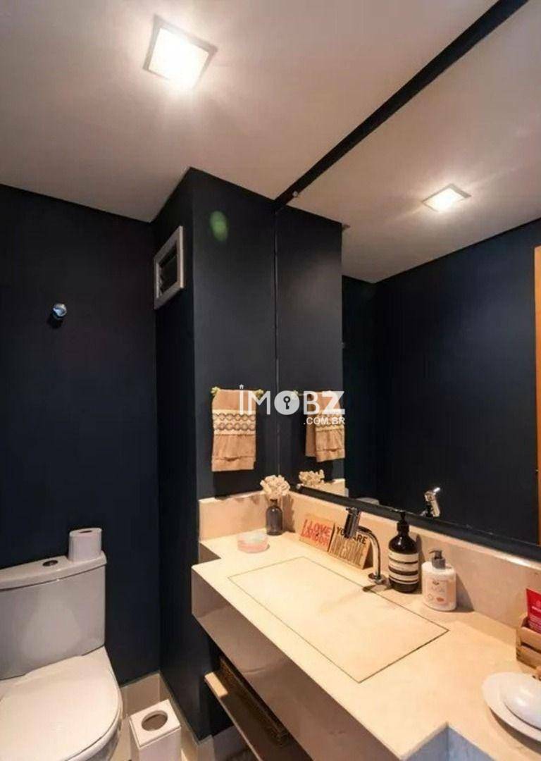 Apartamento à venda com 3 quartos, 200m² - Foto 7