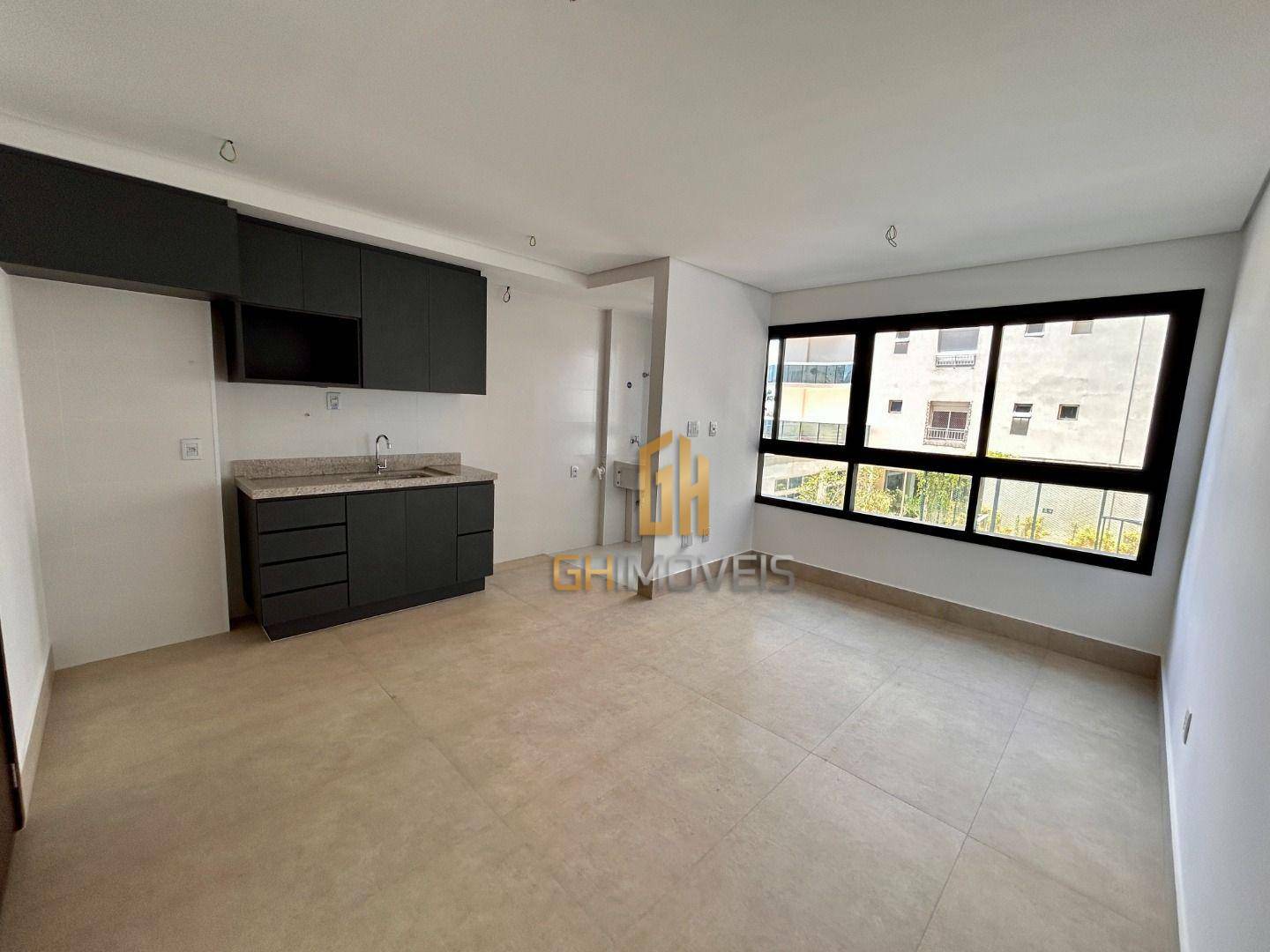 Apartamento à venda com 2 quartos, 68m² - Foto 2