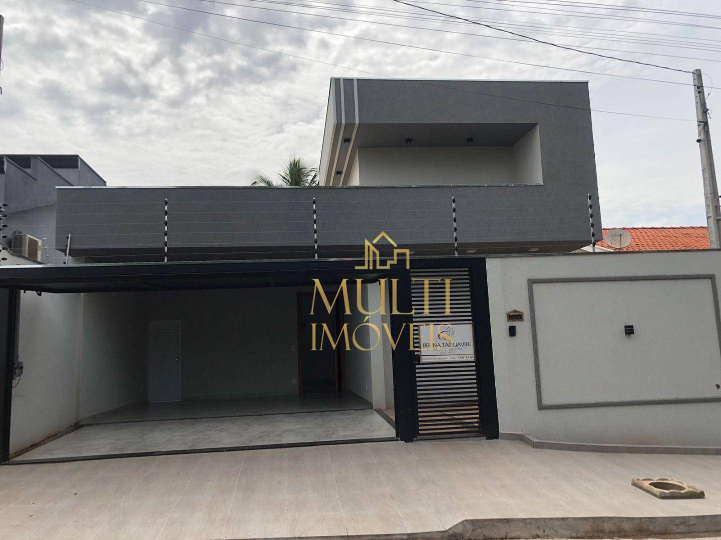 Casa à venda com 3 quartos, 150m² - Foto 1