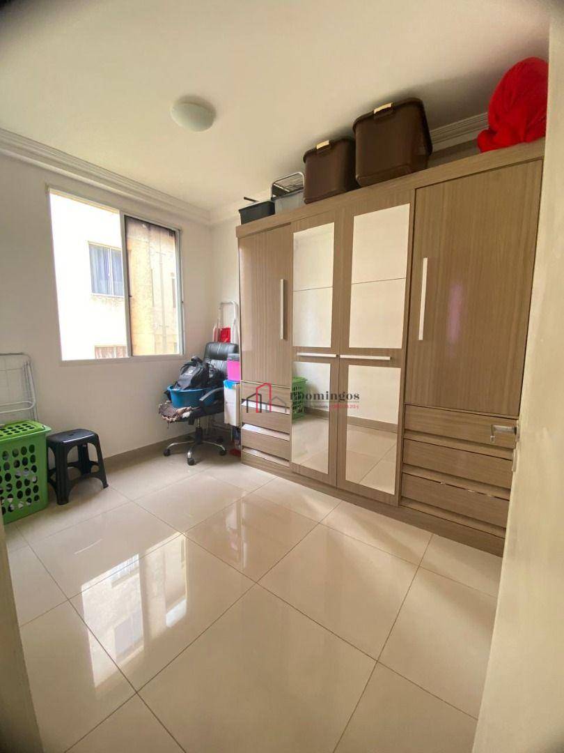 Apartamento à venda com 2 quartos, 45m² - Foto 11