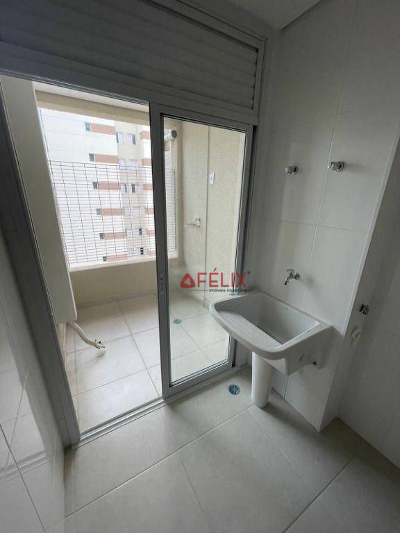 Apartamento à venda com 3 quartos, 155m² - Foto 14