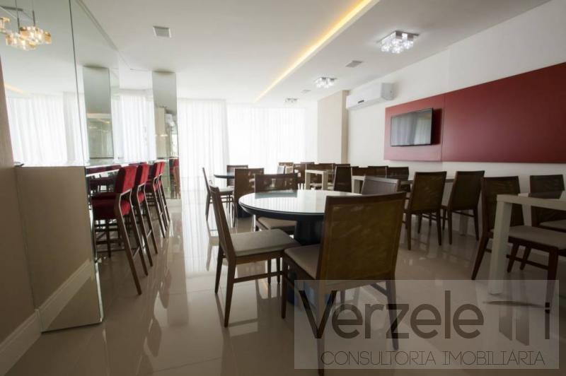 Apartamento à venda com 3 quartos, 134m² - Foto 7