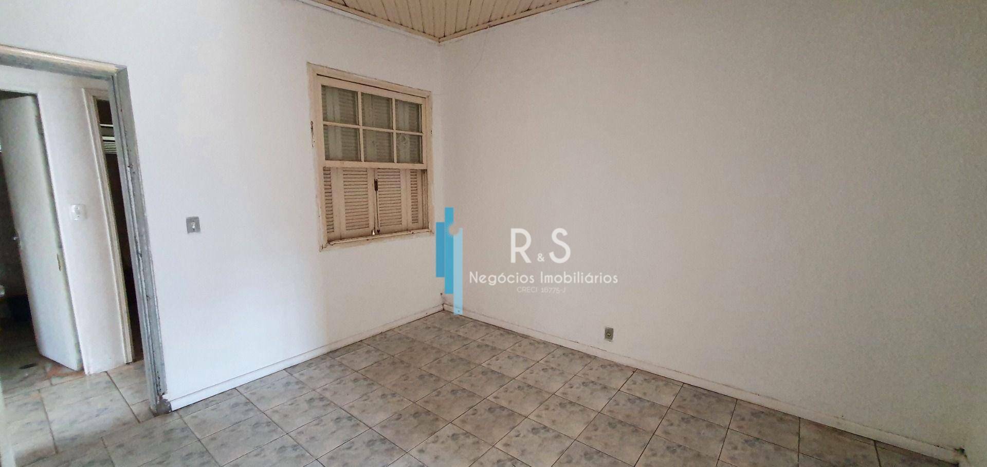 Casa à venda com 4 quartos, 276m² - Foto 16