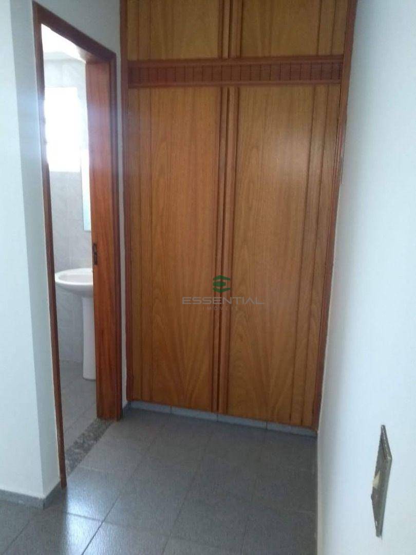 Casa à venda e aluguel com 4 quartos, 300m² - Foto 20