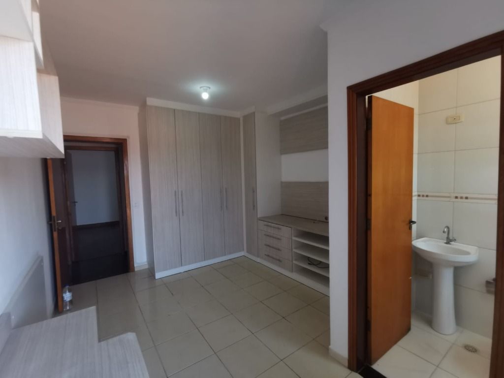 Sobrado à venda com 2 quartos, 108m² - Foto 4