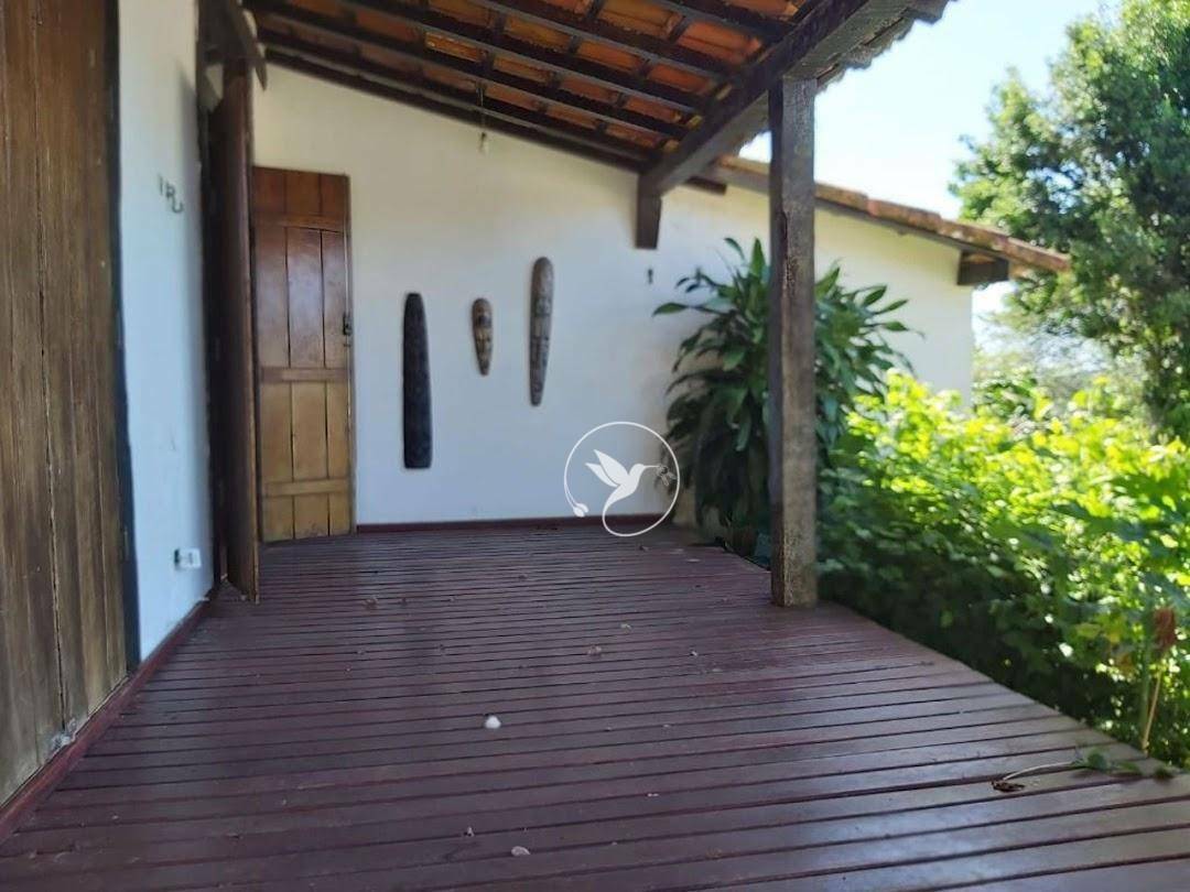 Casa à venda com 4 quartos, 300m² - Foto 5