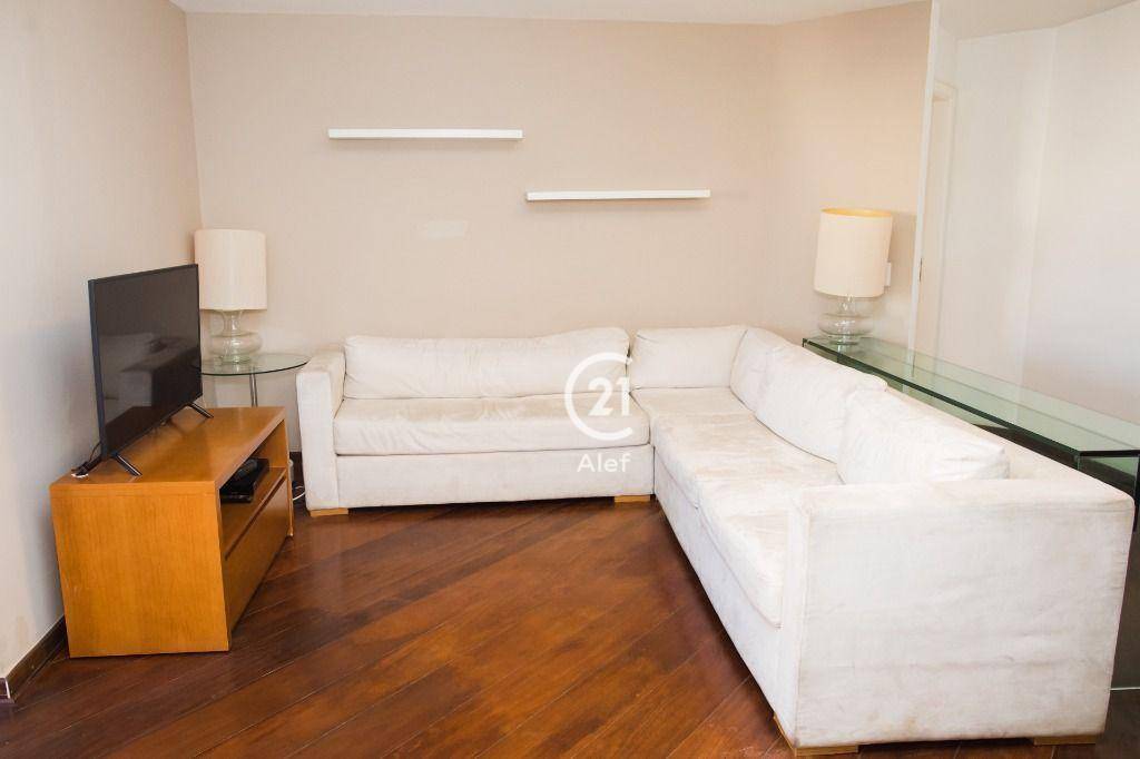 Apartamento à venda com 3 quartos, 154m² - Foto 2