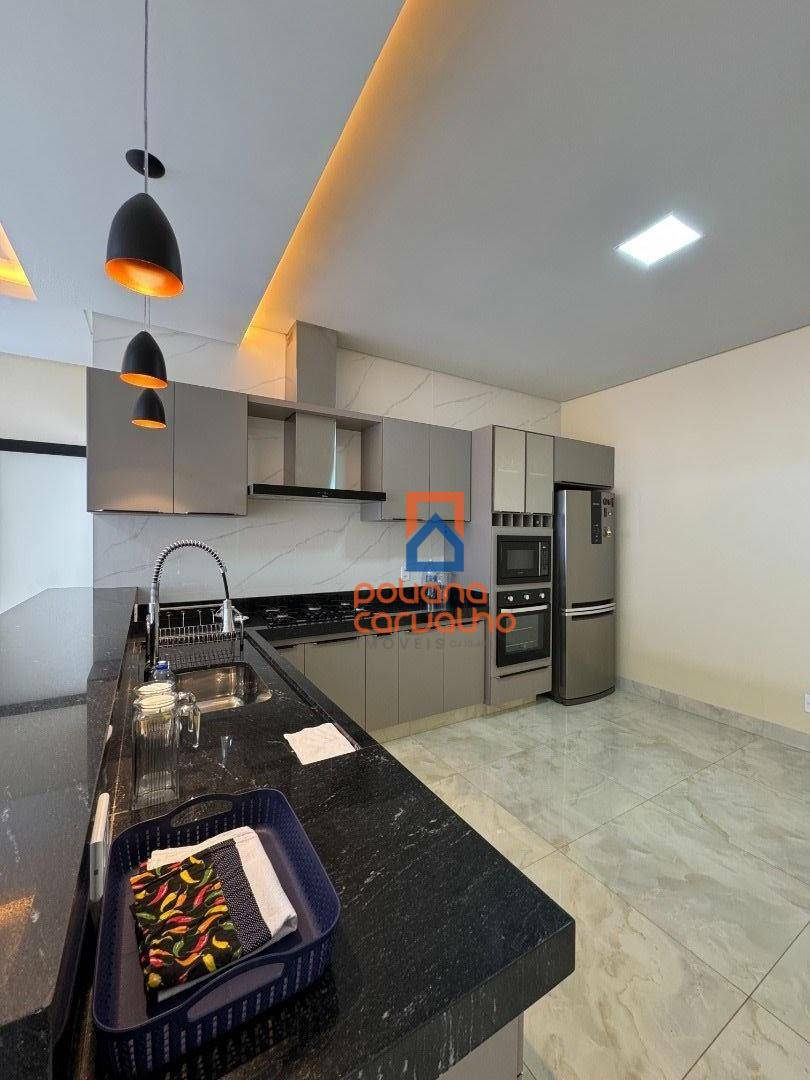 Casa à venda com 3 quartos, 182m² - Foto 6
