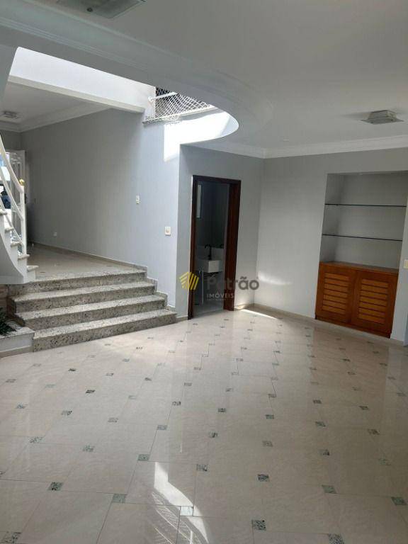 Casa de Condomínio para alugar com 4 quartos, 385m² - Foto 22