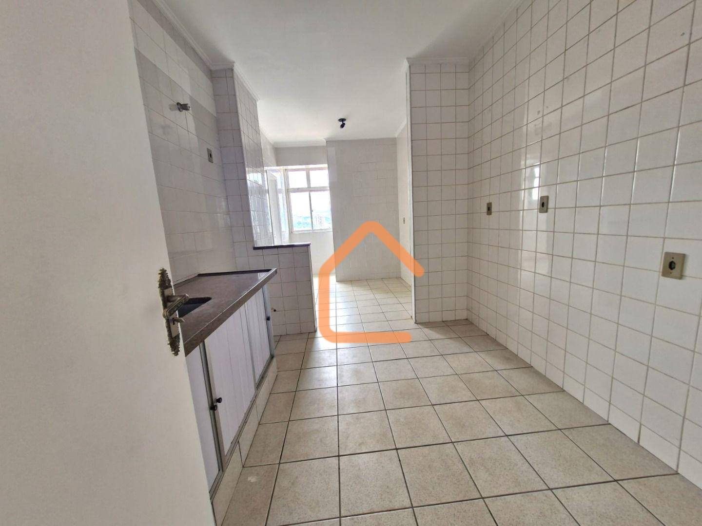 Apartamento à venda com 3 quartos, 110m² - Foto 6