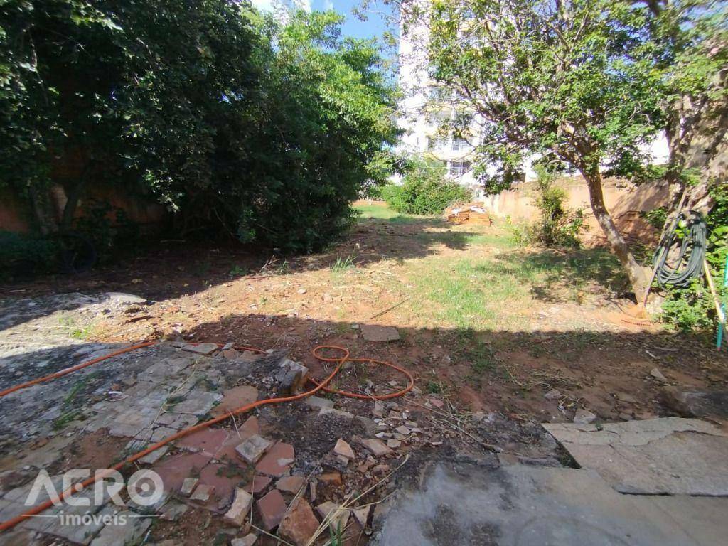 Casa para alugar com 2 quartos, 110m² - Foto 10