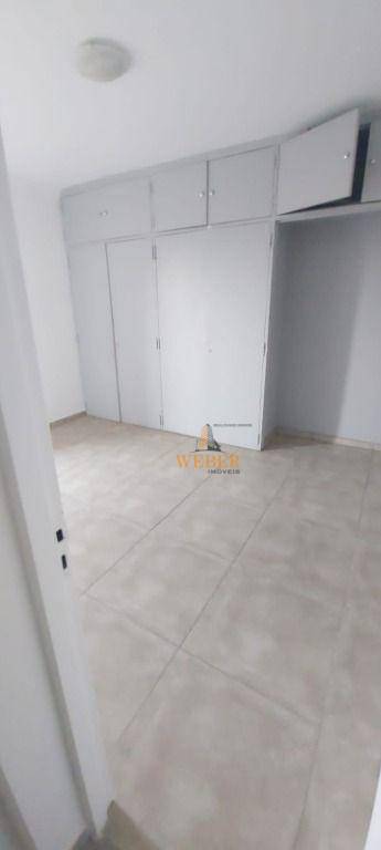 Apartamento à venda com 3 quartos, 110m² - Foto 23