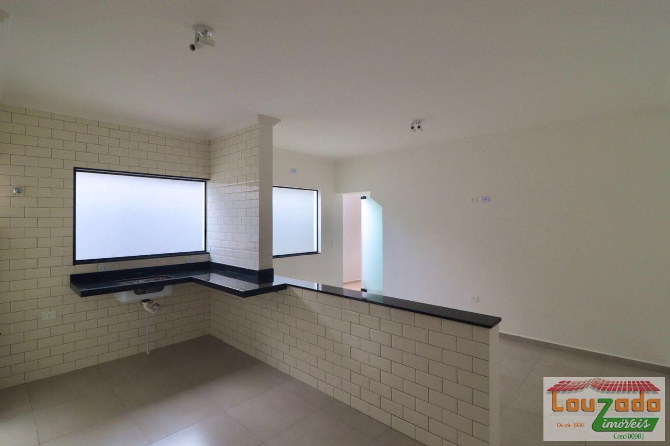 Casa à venda com 3 quartos, 160m² - Foto 1