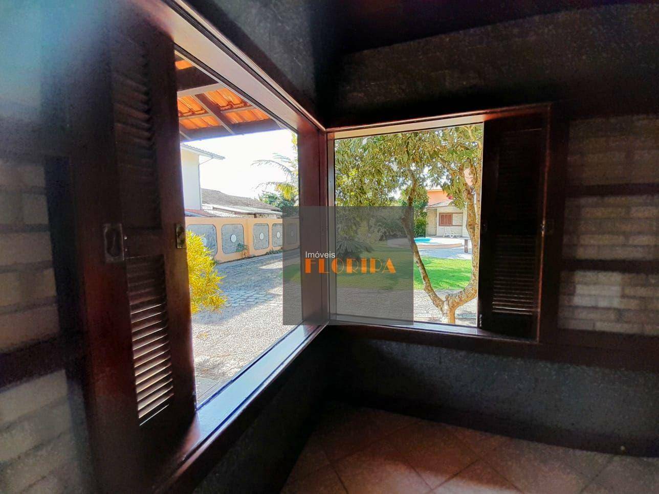 Casa à venda com 4 quartos, 283m² - Foto 22