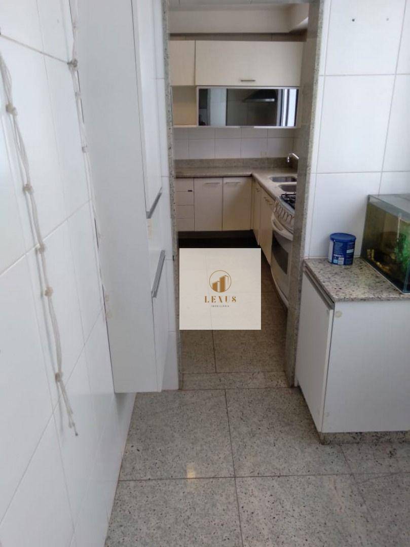 Apartamento à venda com 3 quartos, 103m² - Foto 12