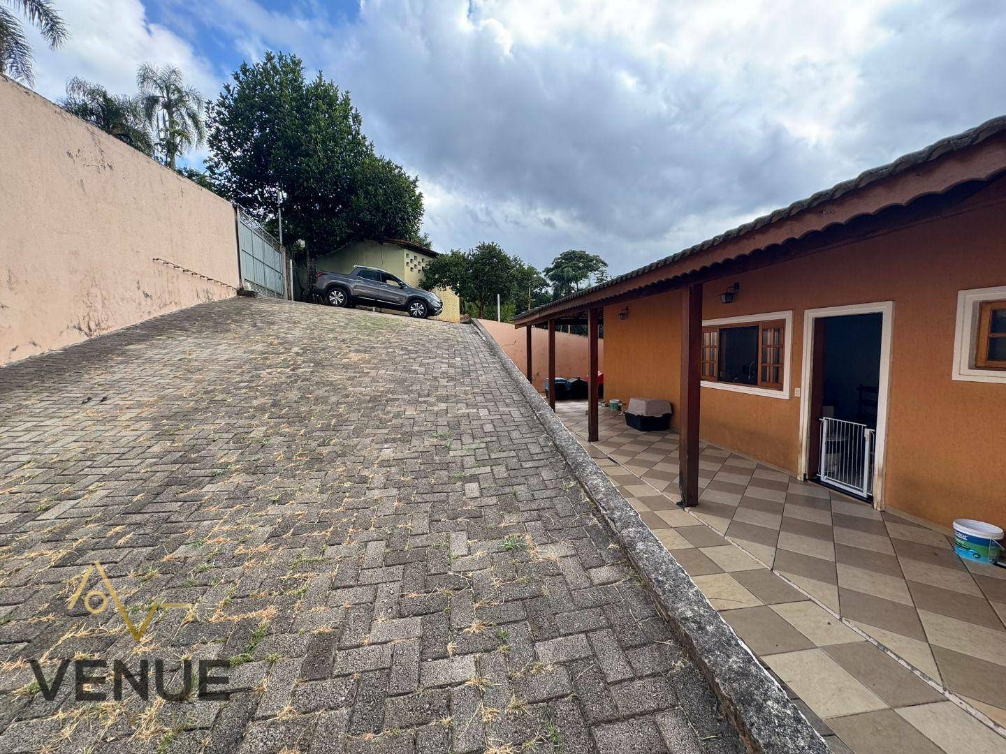 Chácara à venda com 3 quartos, 650m² - Foto 11