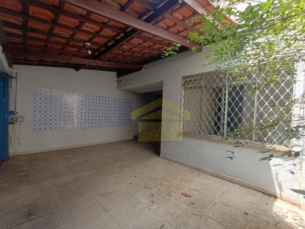 Sobrado à venda e aluguel com 4 quartos, 281m² - Foto 25