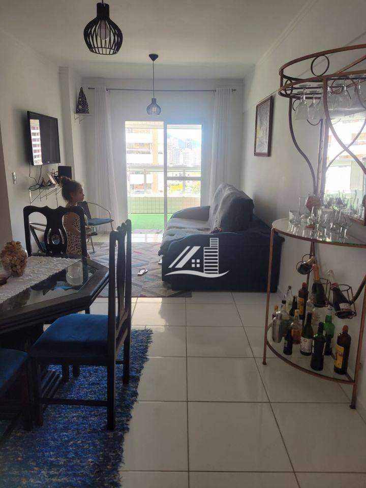 Apartamento à venda com 2 quartos, 70m² - Foto 1